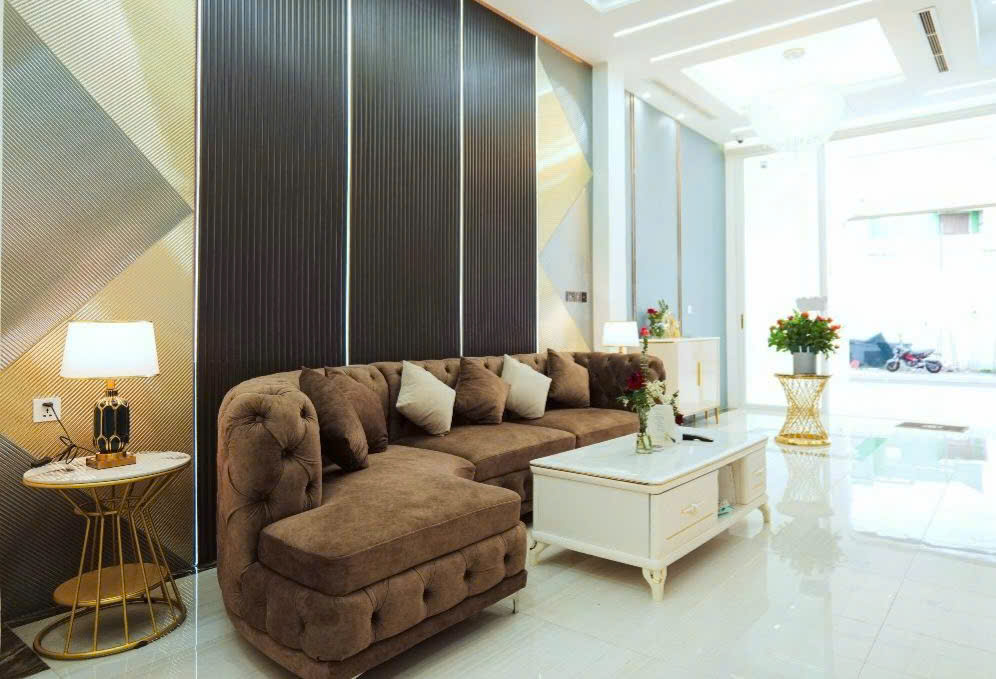 NHINH 12 TỶ. NHÀ VỊ TRÍ RẤT ĐẸP CÓ THANG MÁY+ HẦM, VỪA Ở VỪA KINH DOANH .KHU VIP MIZUKI PARK GIÁP - Ảnh chính
